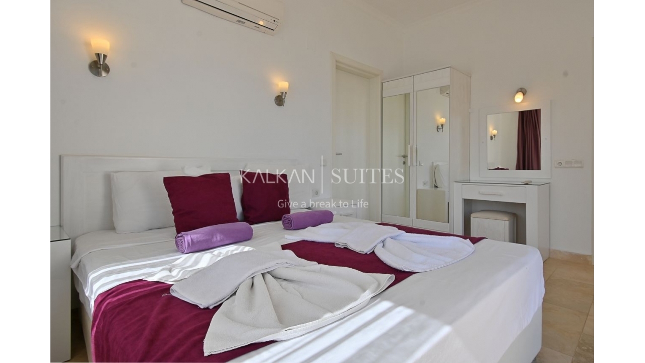 Villa Dionysus 4447