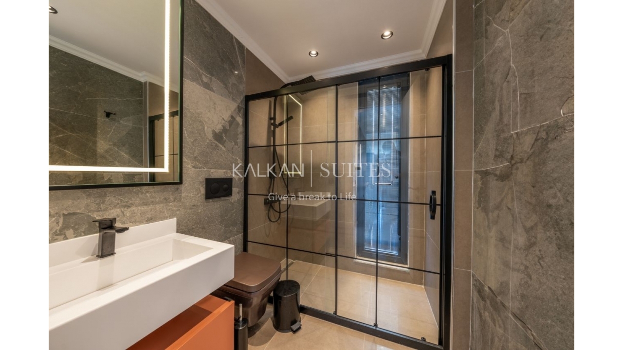 Villa Safran Flower  3504