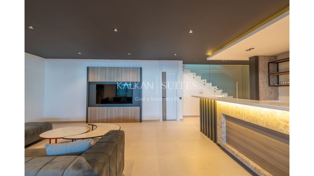 Villa Safran Flower  3509