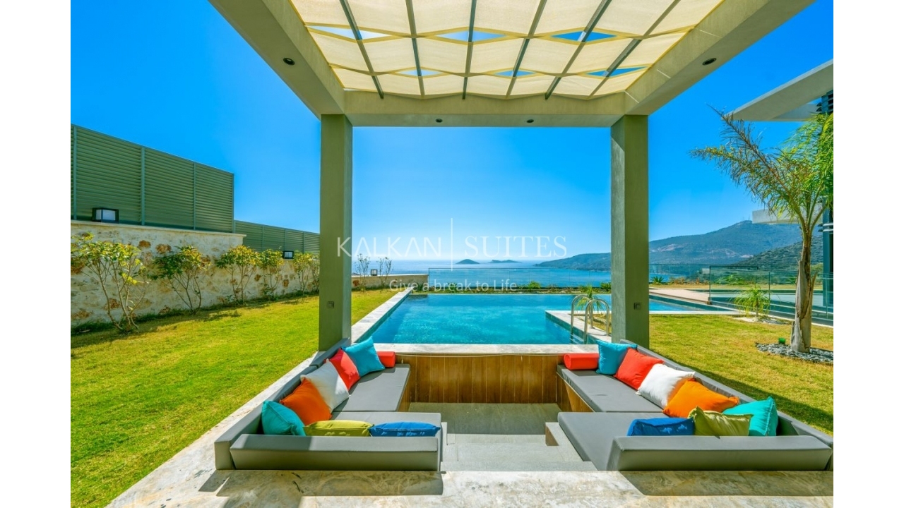Villa Safran Flower  3456