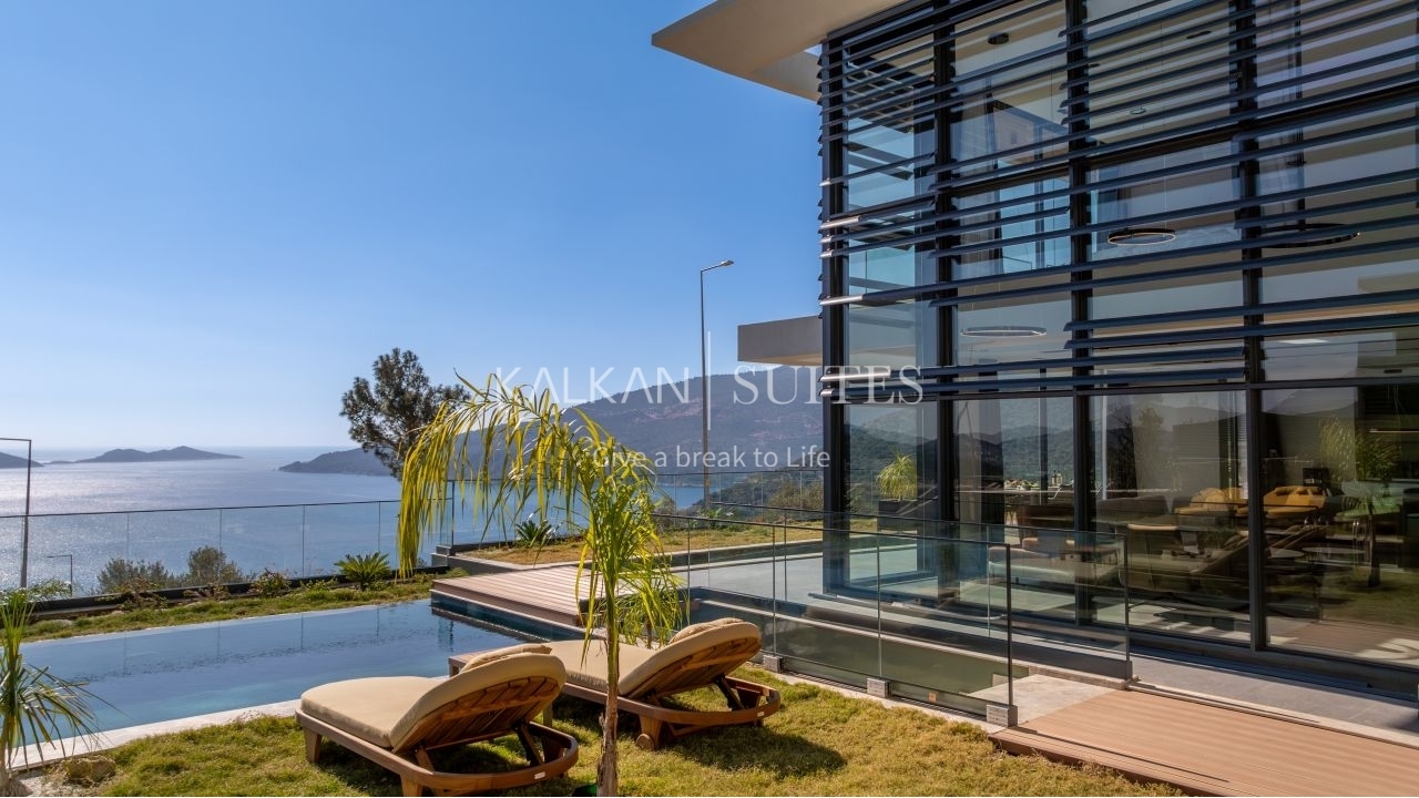 Villa Safran Flower  3521