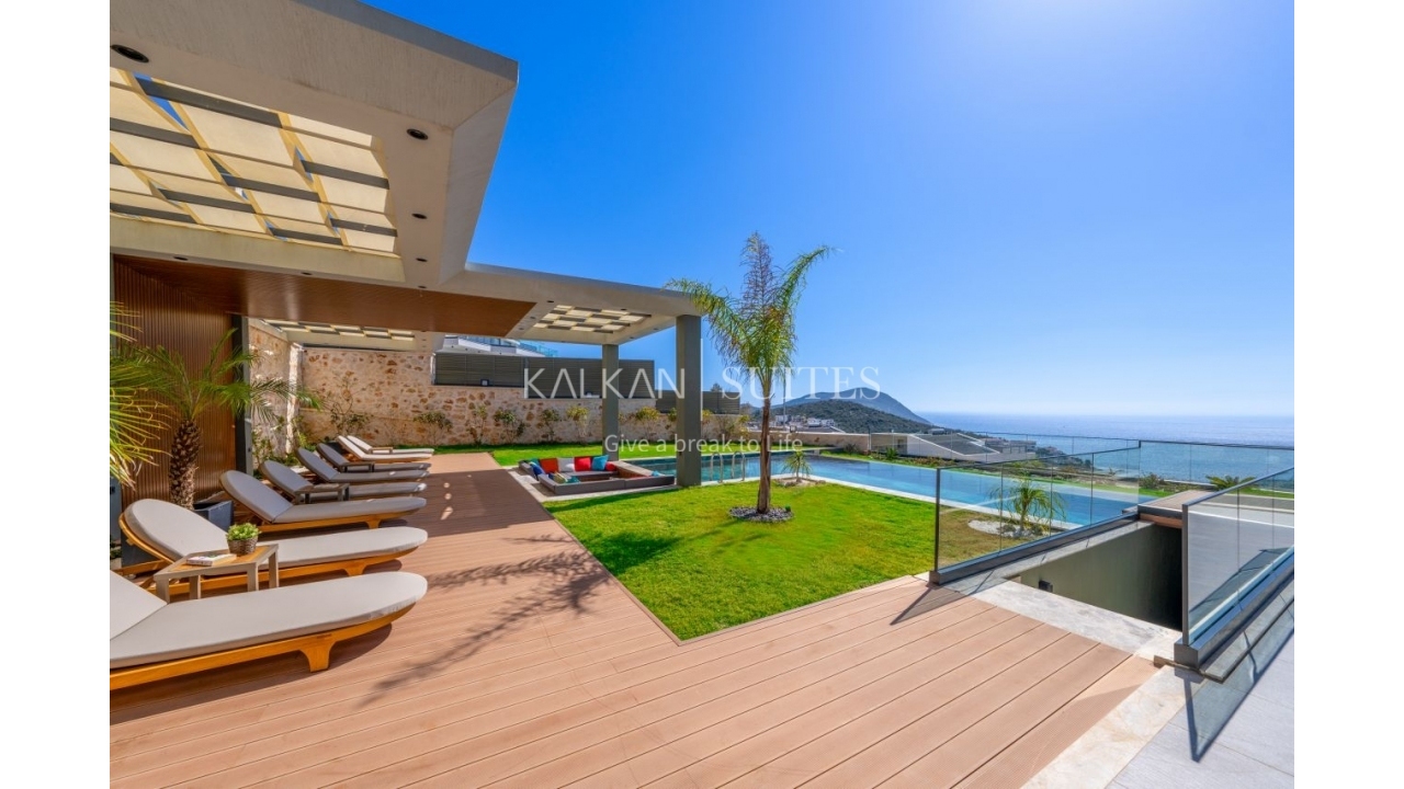 Villa Safran Flower  3447