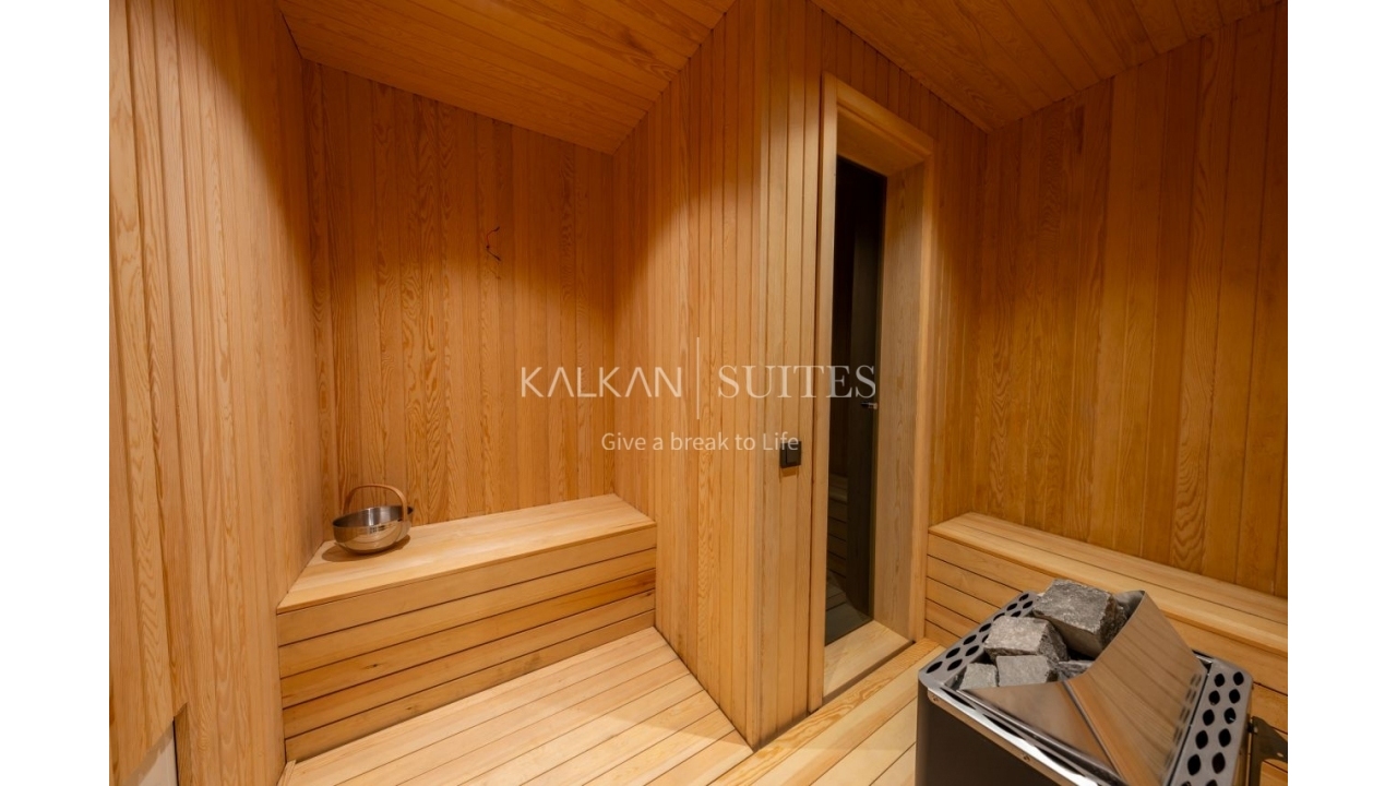 Villa Safran Flower  3506