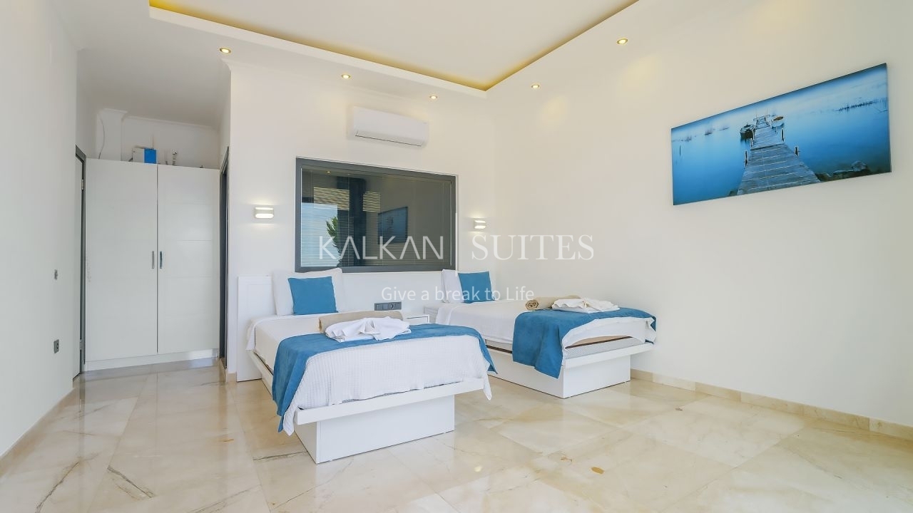 Villa Royal  4095