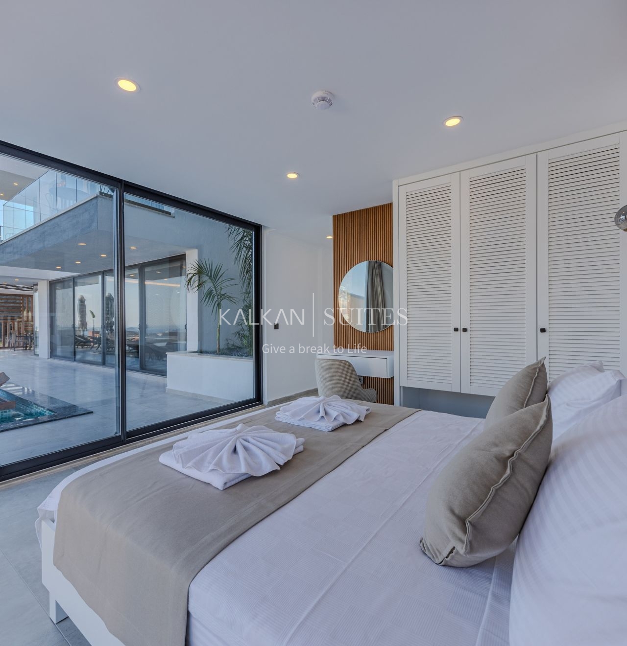 Villa Emporium 4572