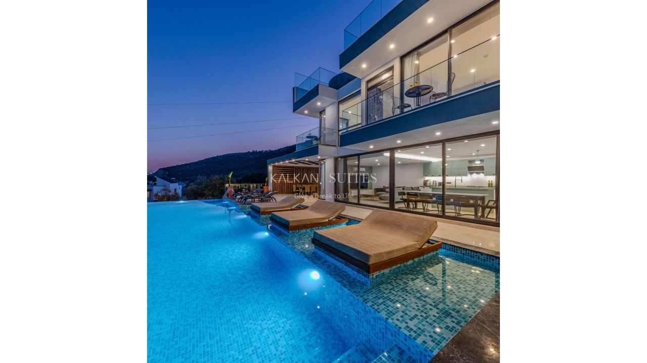 Villa Emporium 4550