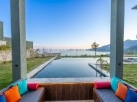 Villa Safran Flower  3488