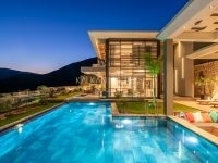 Villa Safran Flower  3443
