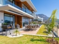 Villa Safran Flower  3450