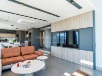 Villa Safran Flower  3528
