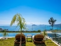 Villa Safran Flower  3497