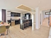Villa Panaroma 2 3570