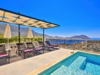 Villa Skylight 3762