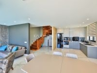 Villa Skylight 3775