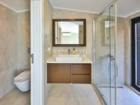 Villa Skylight 3768