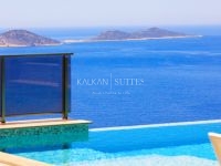 Villa Skylight 3802