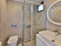 Villa Skylight 3767