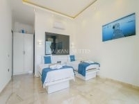 Villa Royal  4095