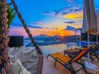 Villa Royal  4063