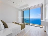 Villa Royal  4099
