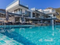Villa Emporium 4564