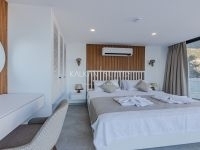 Villa Emporium 4483